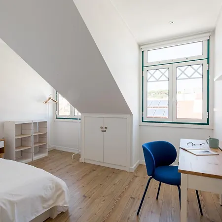 Joivy Delightful 2-bed Flat Near Park شقة