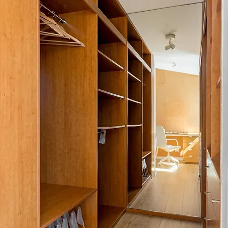 Apartment Joivy Delightful 2-bed Flat Near Park Lisbon